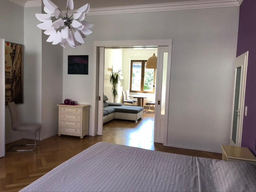 Ferienwohnung An Der Gruenen Clara Ερφούρτη Εξωτερικό φωτογραφία